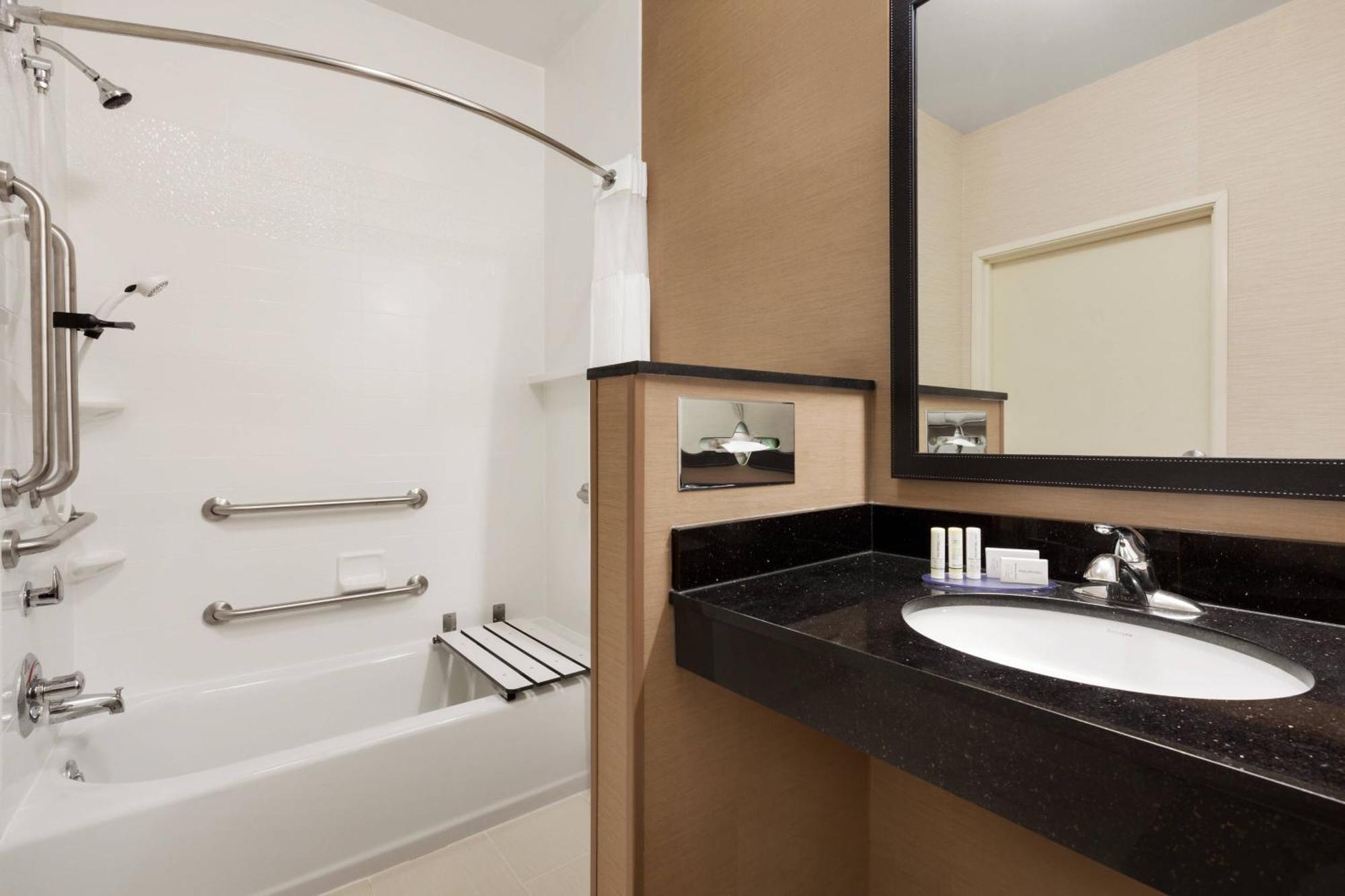 Fairfield Inn & Suites Omaha East/Council Bluffs, Ia Dış mekan fotoğraf